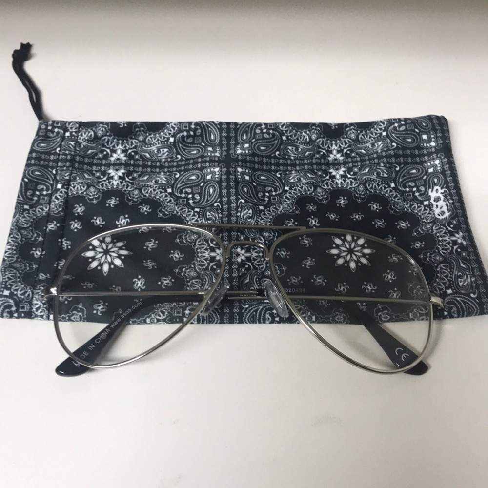 EYEGLASSES